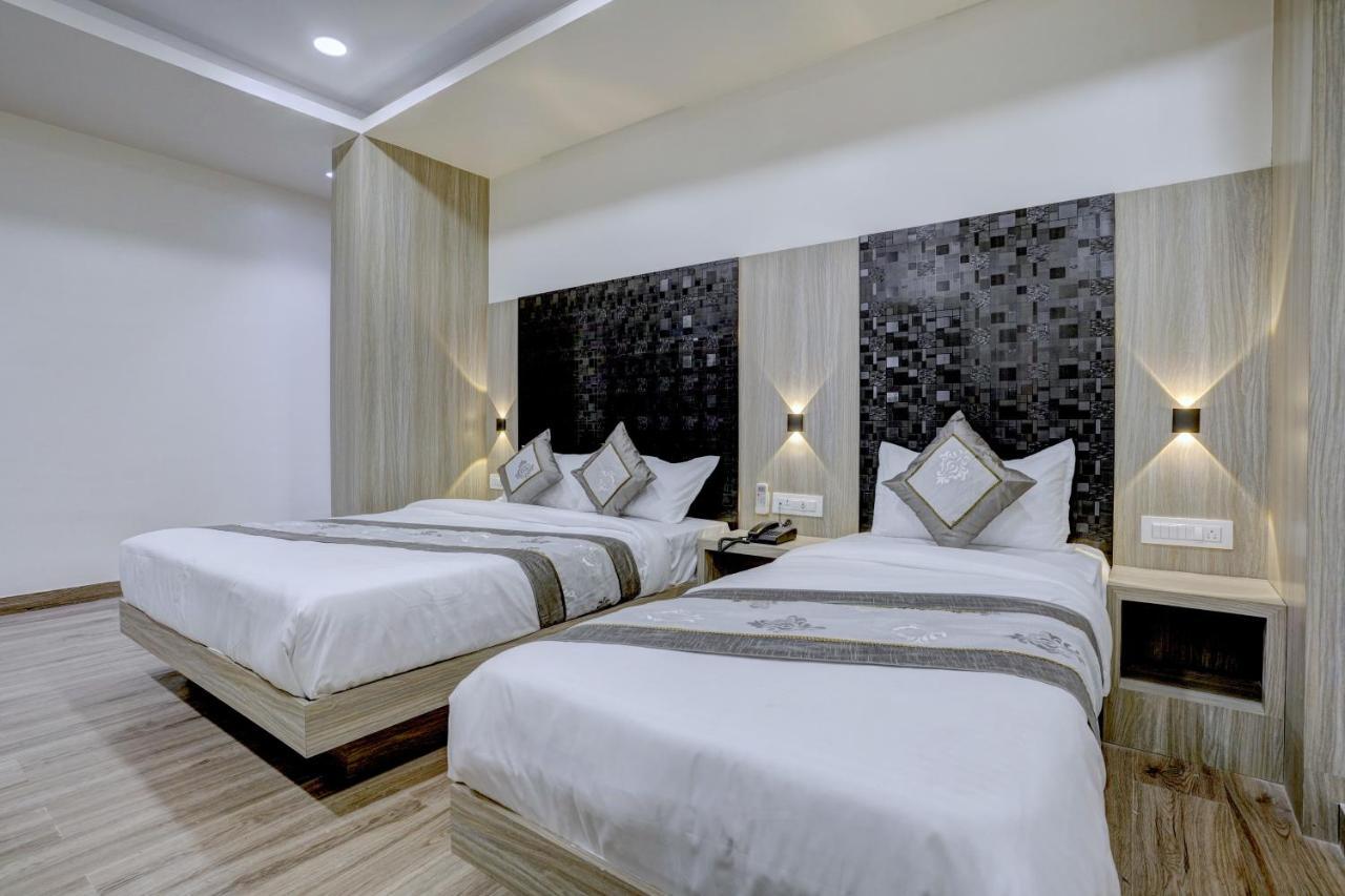 Guest house Arts International *
