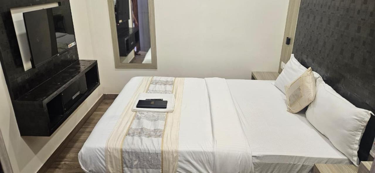 गेस्ट हाउस Arts International Mumbai